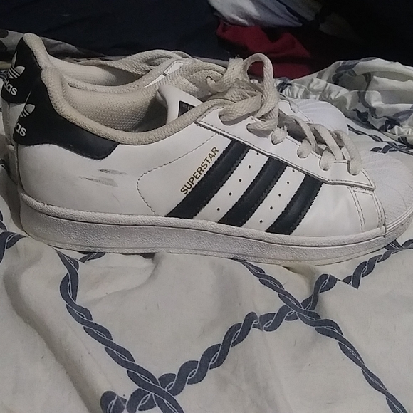 Adidas superstar - Picture 2 of 4